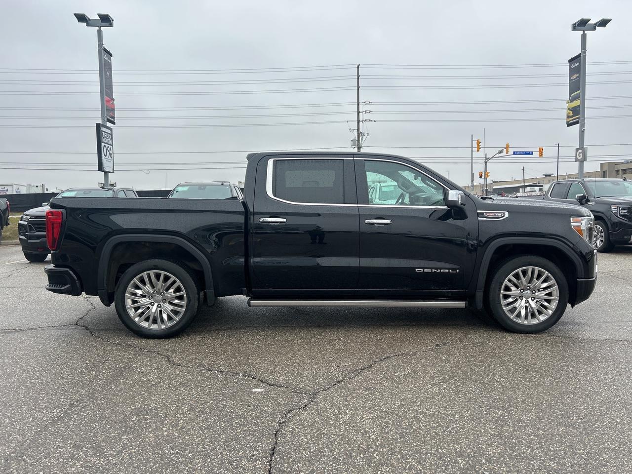 2019 GMC Sierra 1500 4WD Crew Cab 147  Denali Photo