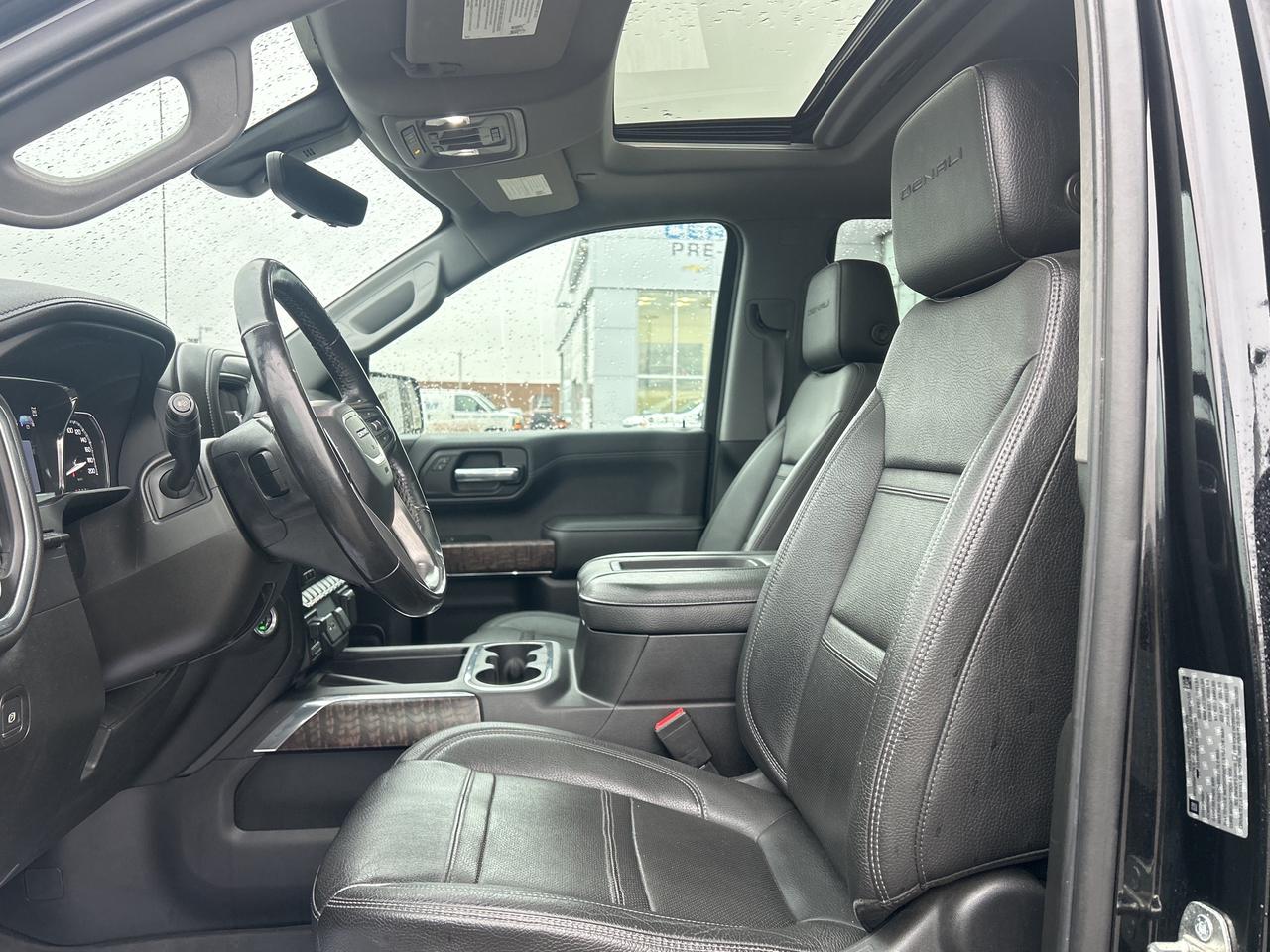 2019 GMC Sierra 1500 4WD Crew Cab 147  Denali Photo