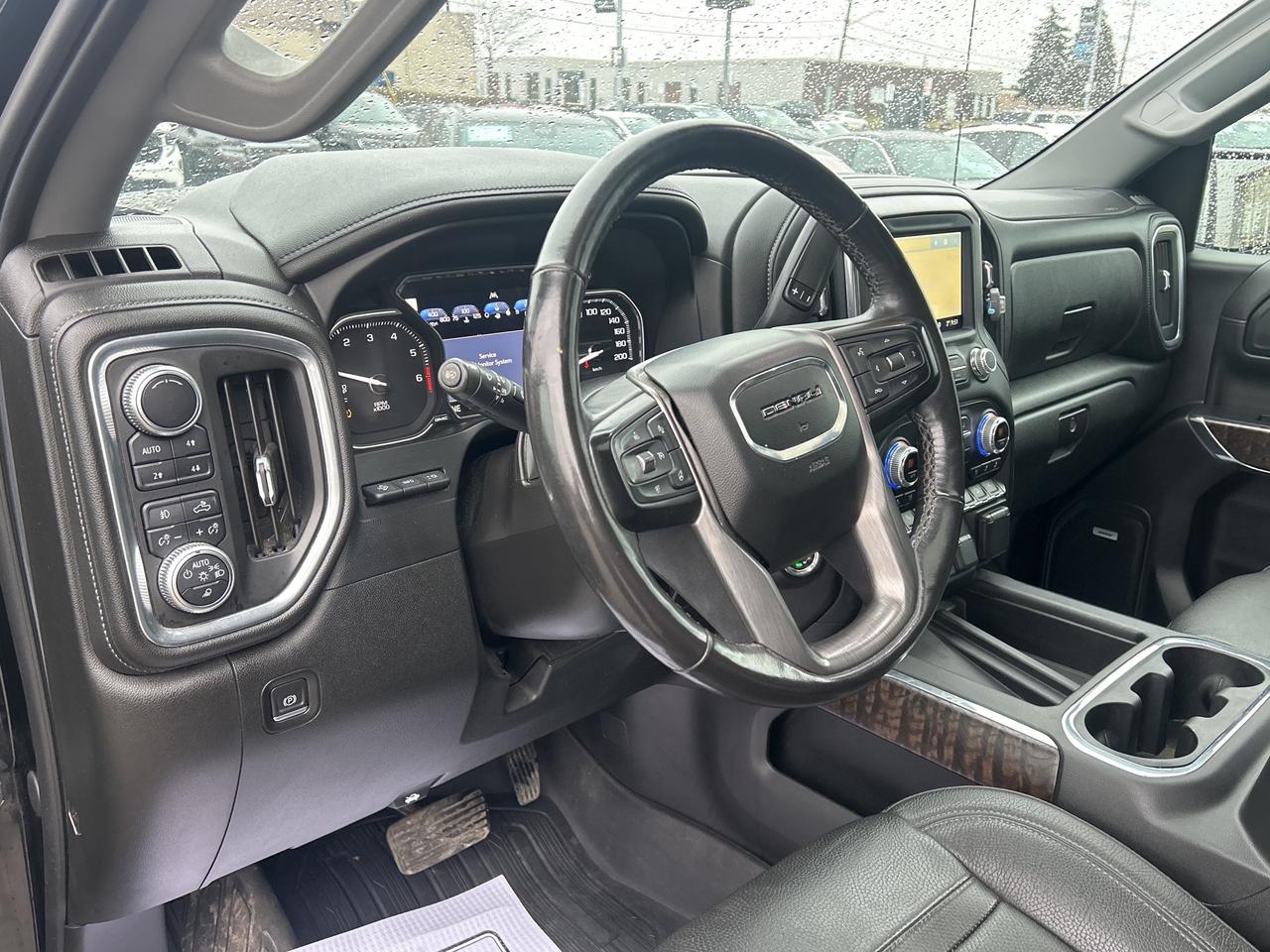 2019 GMC Sierra 1500 4WD Crew Cab 147  Denali Photo