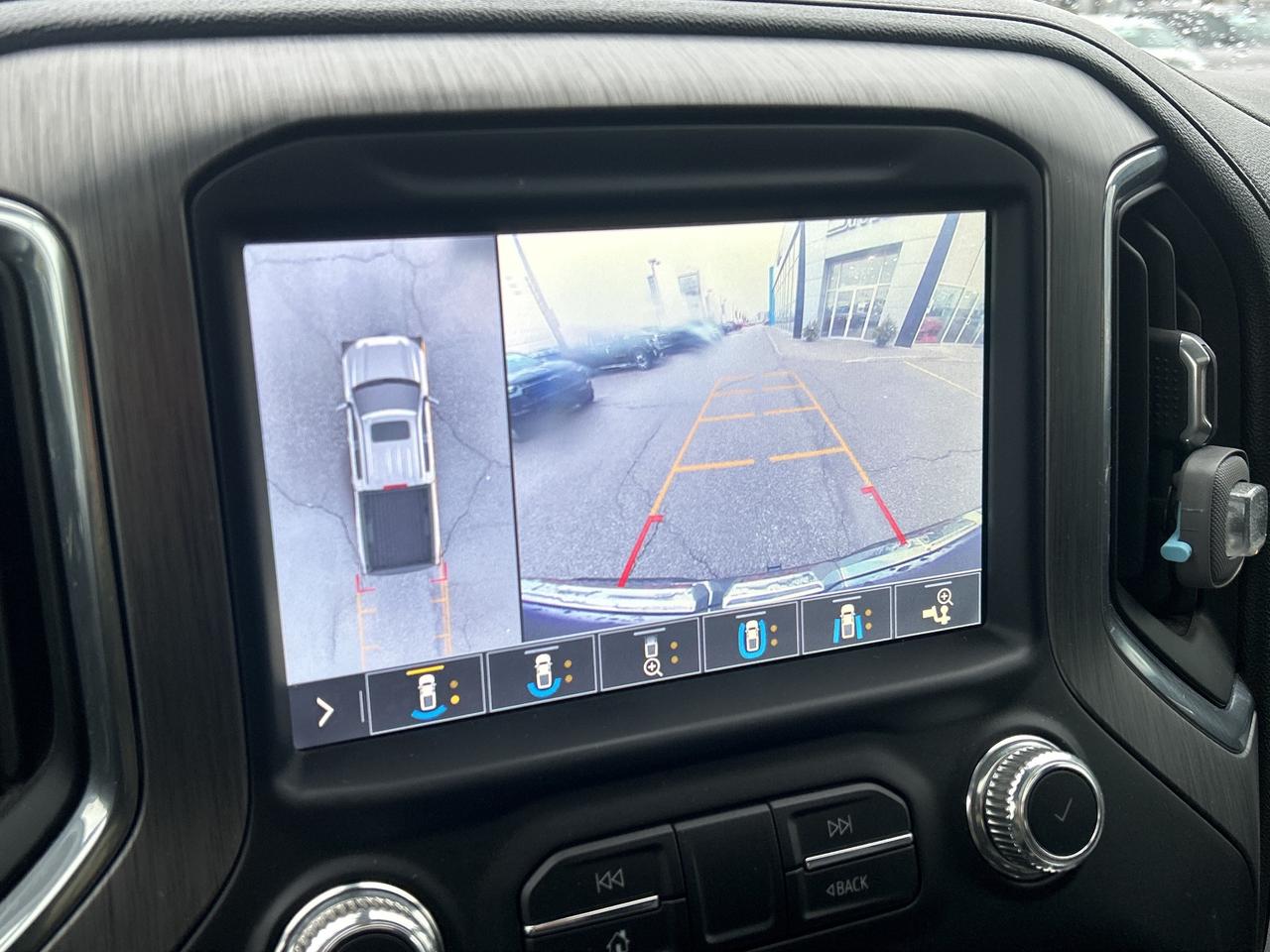 2019 GMC Sierra 1500 4WD Crew Cab 147  Denali Photo