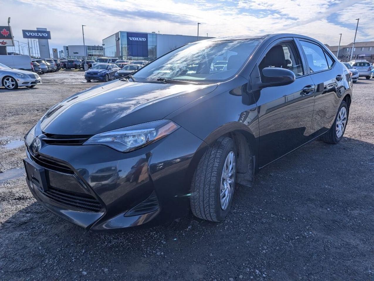 2019 Toyota Corolla LE  CAMERA   HTD SEATS Photo