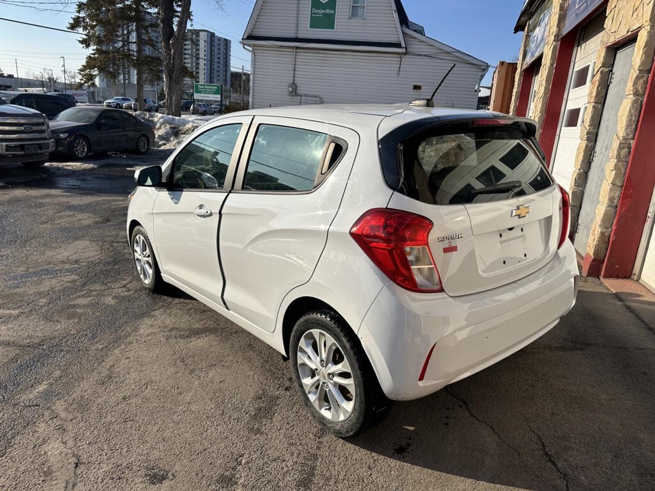 2019 Chevrolet Spark 4dr HB CVT LT w/1LT Photo2