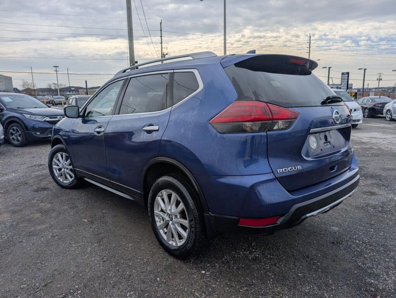 2019 Nissan Rogue SV AWD   CAMERA   HTD SEATS Photo