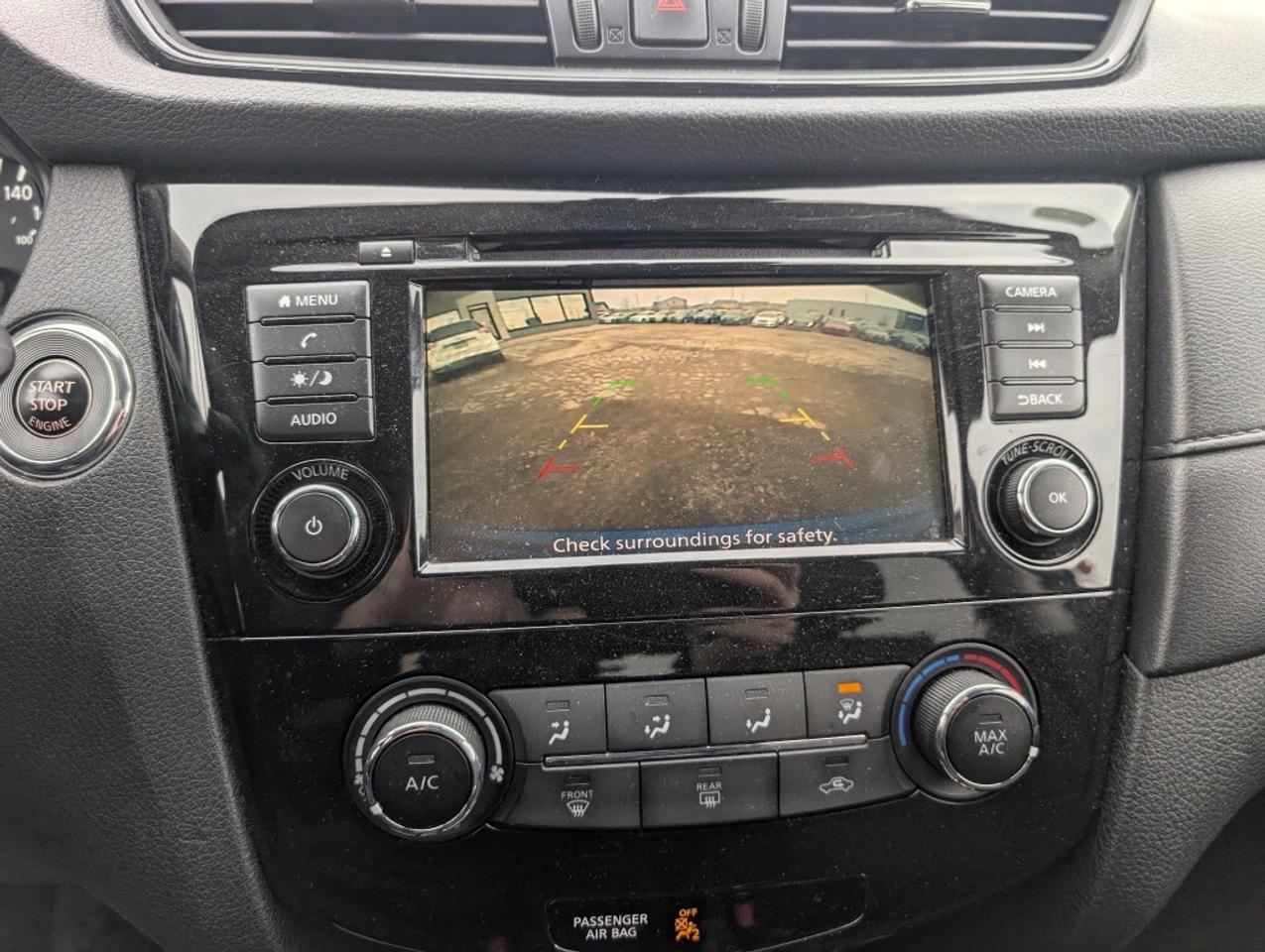 2019 Nissan Rogue SV AWD   CAMERA   HTD SEATS Photo