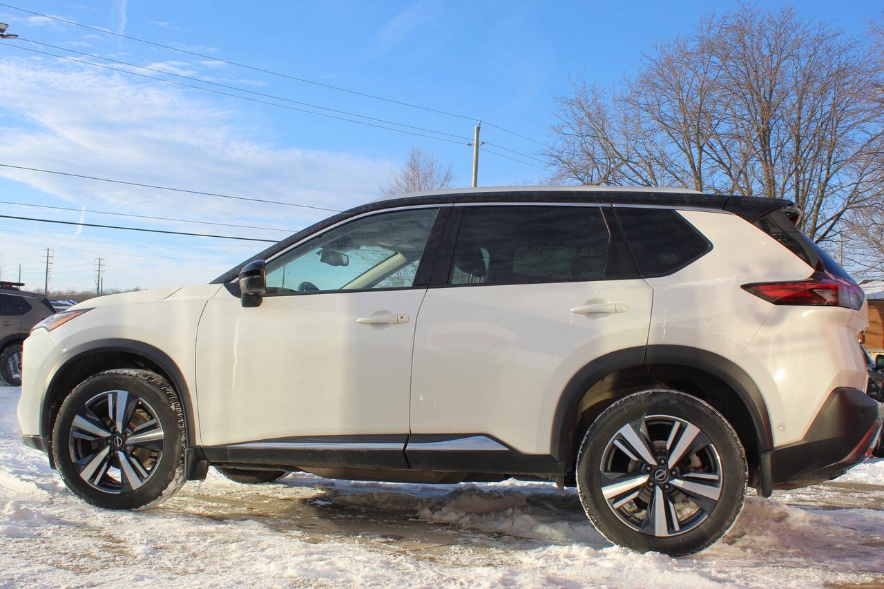 2023 Nissan Rogue SL / NAVIGATION / SUNROOF / REMOTE START / LOW KIL Photo