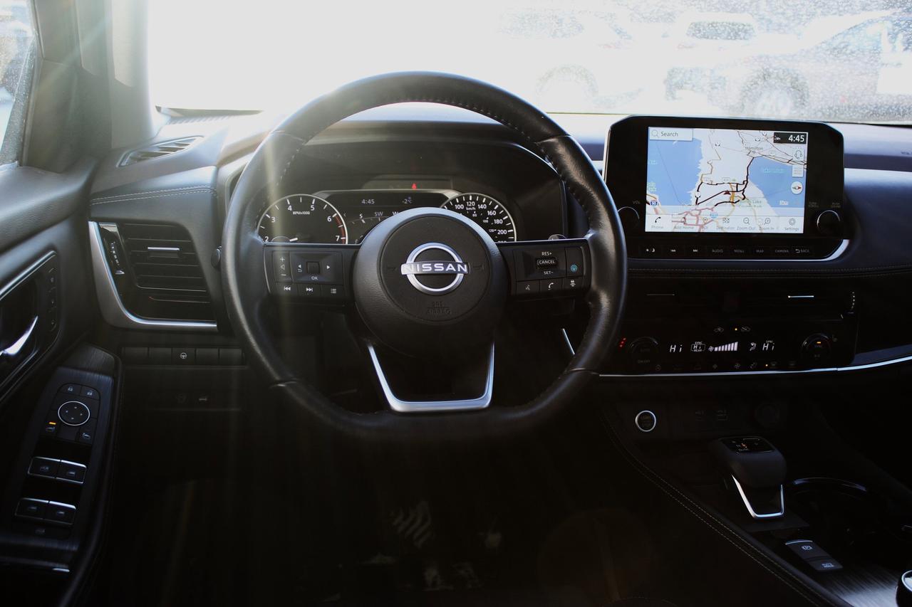 2023 Nissan Rogue SL / NAVIGATION / SUNROOF / REMOTE START / LOW KIL Photo