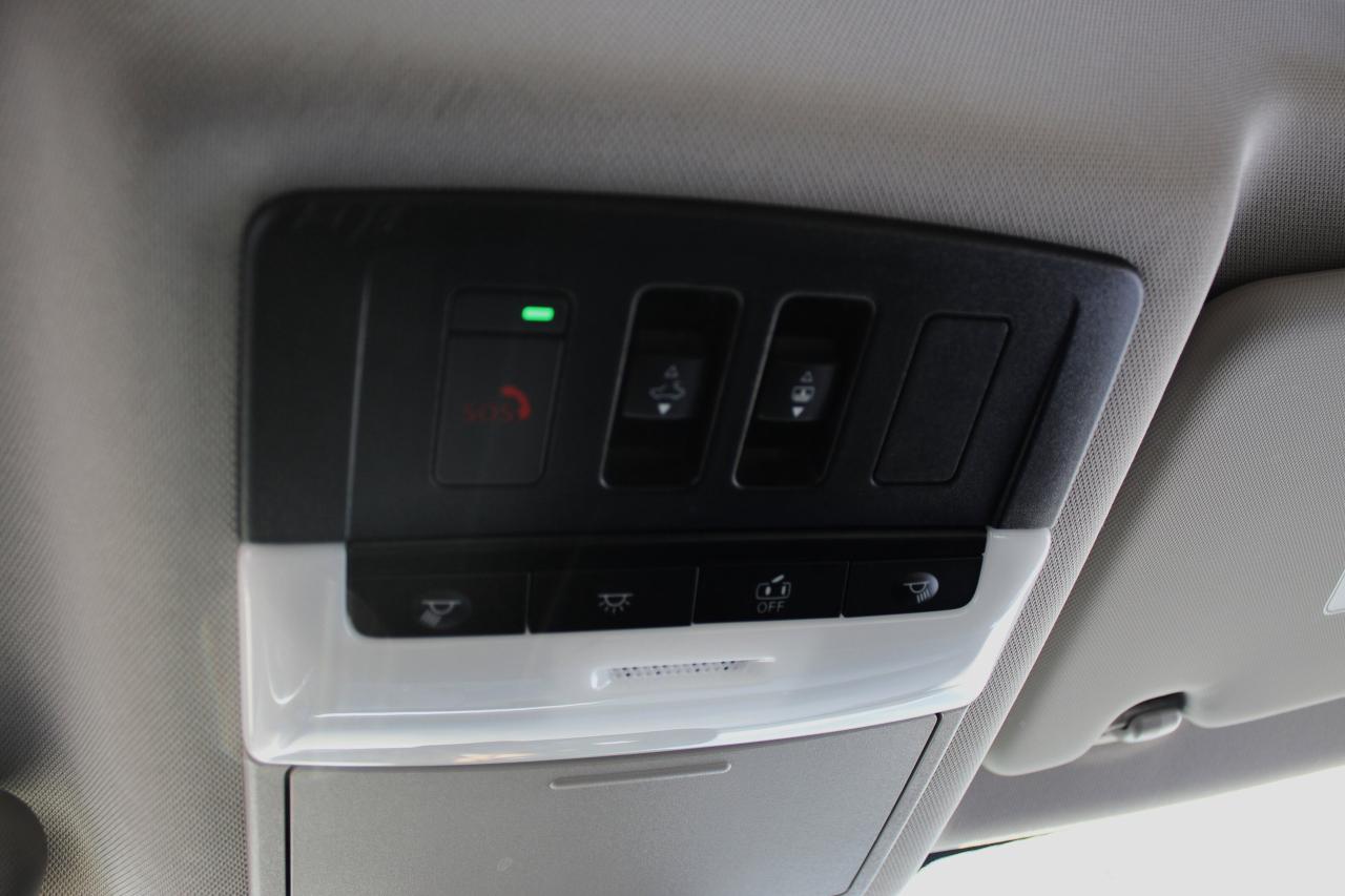 2023 Nissan Rogue SL / NAVIGATION / SUNROOF / REMOTE START / LOW KIL Photo