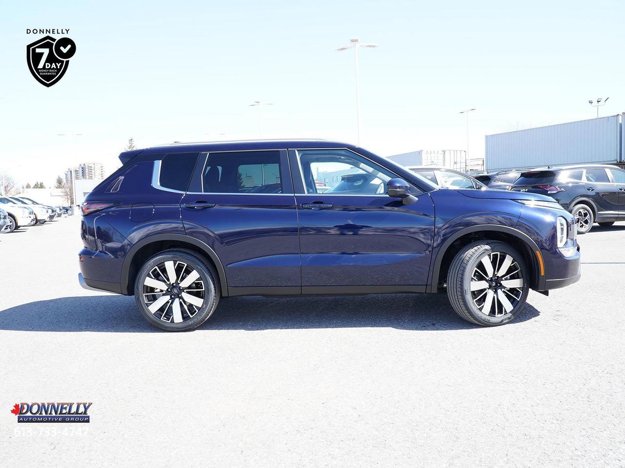 2025 Mitsubishi Outlander  Photo