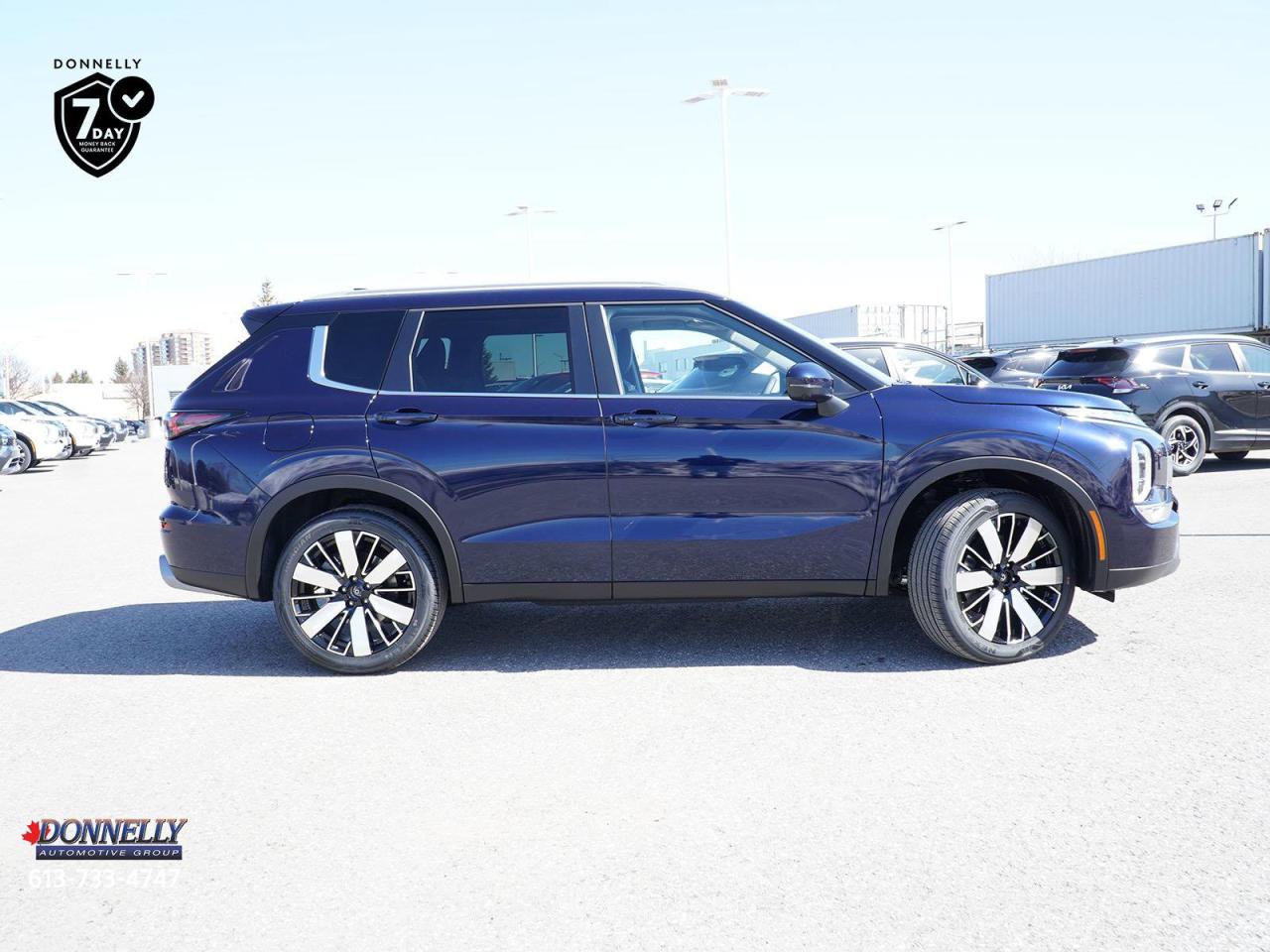 2025 Mitsubishi Outlander  Photo