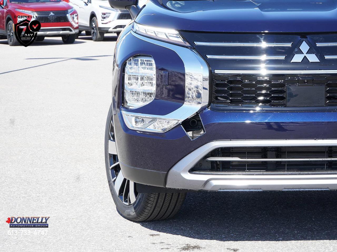 2025 Mitsubishi Outlander  Photo