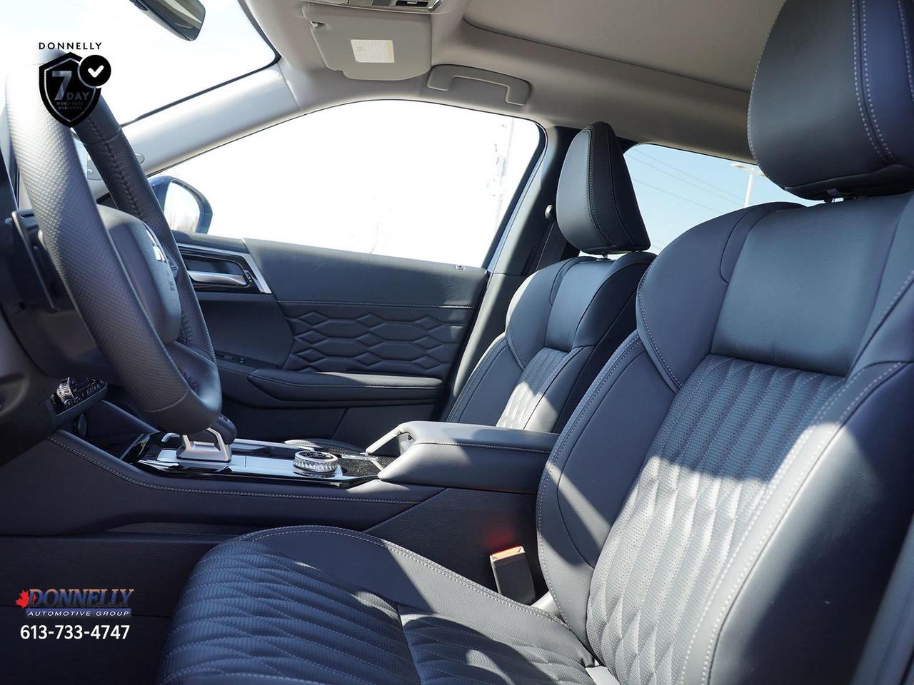 2025 Mitsubishi Outlander  Photo