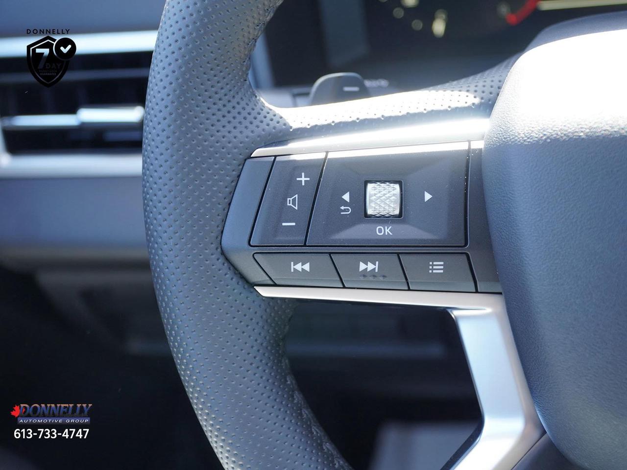 2025 Mitsubishi Outlander  Photo