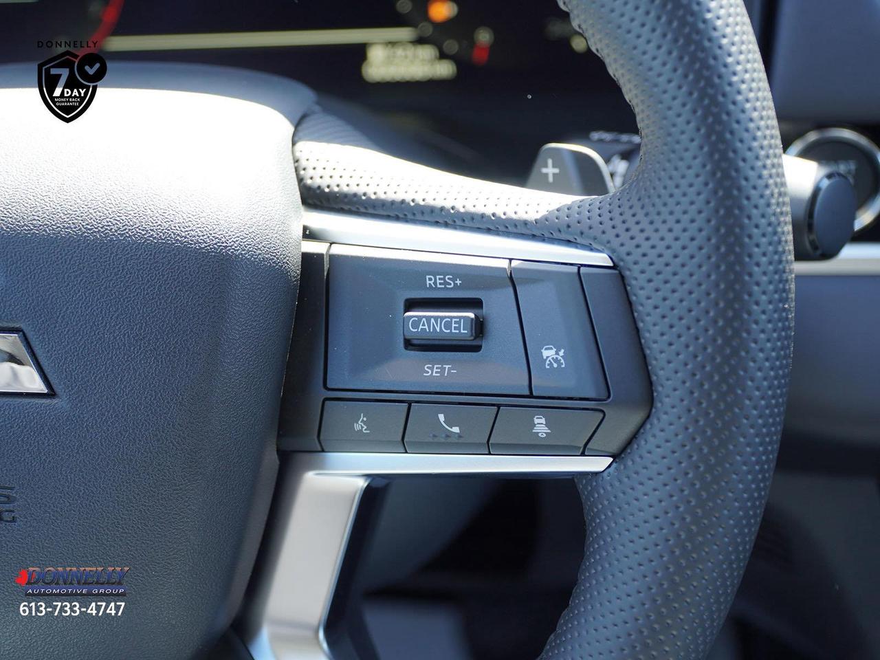 2025 Mitsubishi Outlander  Photo