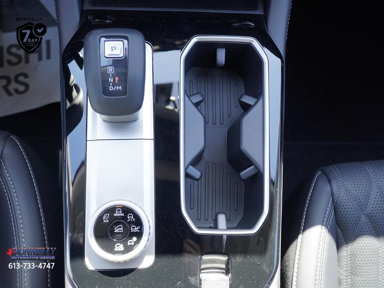 2025 Mitsubishi Outlander  Photo