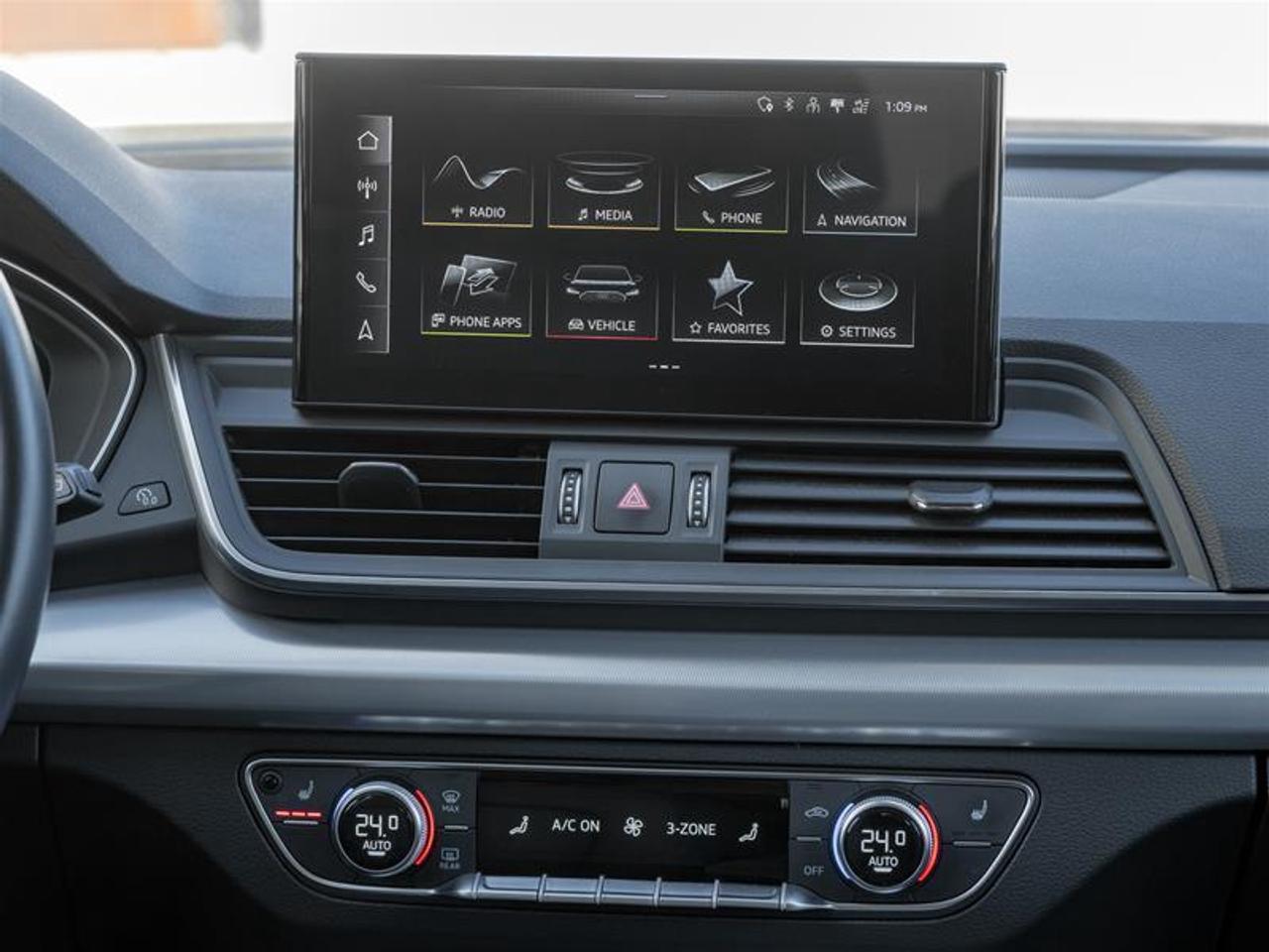 2022 Audi Q5 45 Progressiv 4dr All-Wheel Drive quattro Sport Utility Photo