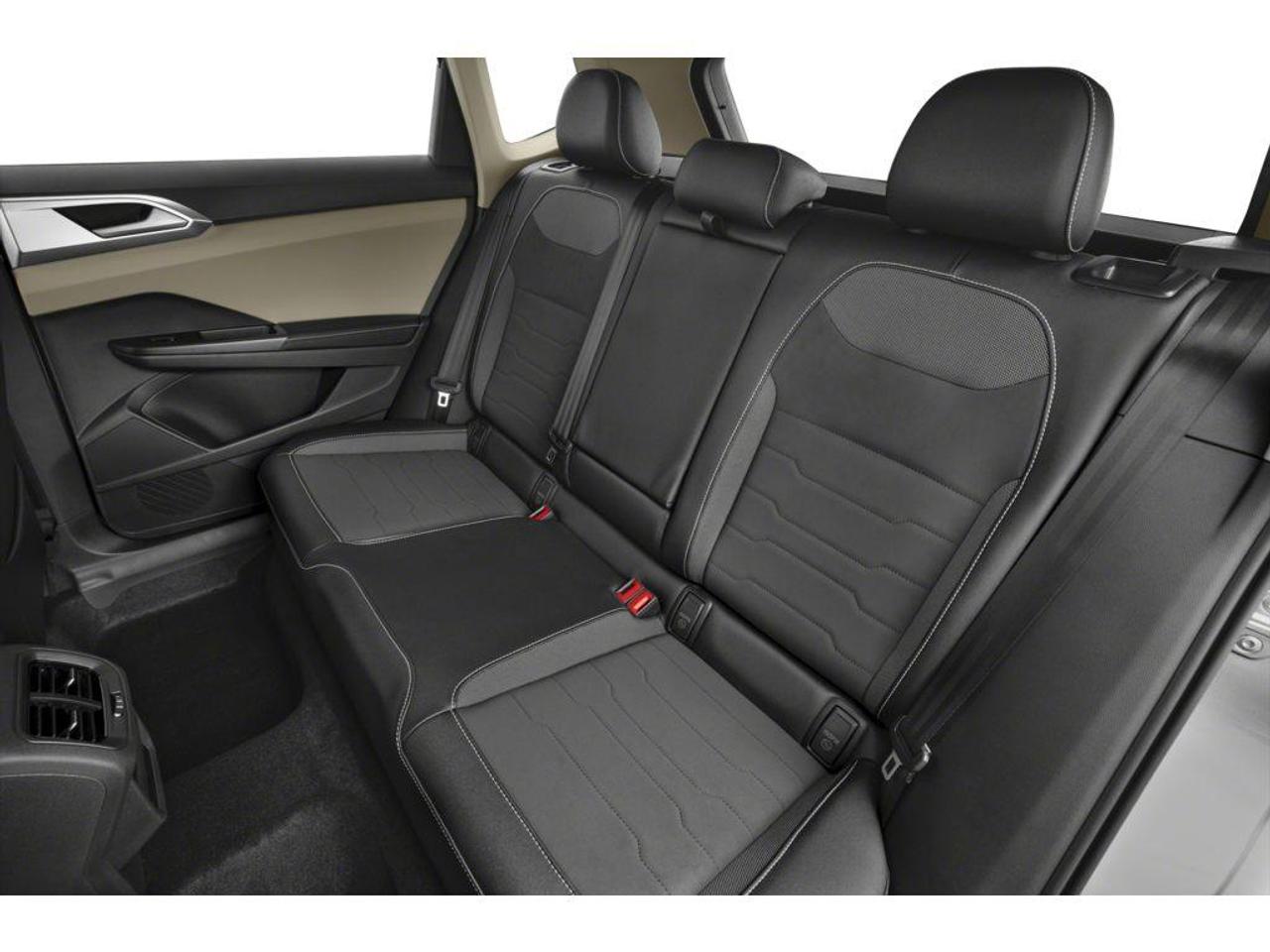 2026 Volkswagen Taos Comfortline 4dr All-Wheel Drive 4MOTION Photo