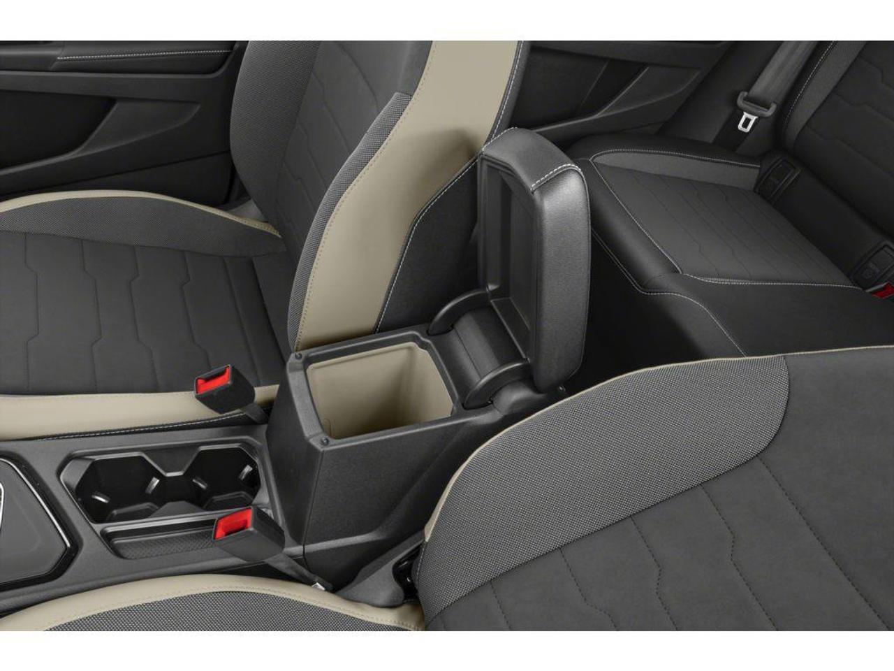 2026 Volkswagen Taos Comfortline 4dr All-Wheel Drive 4MOTION Photo