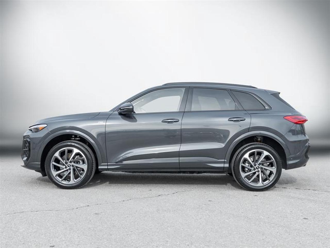 2025 Audi New Q5 2.0T Progressiv 4dr All-Wheel Drive quattro Sport Utility Photo3