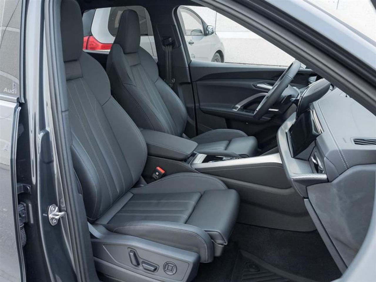 2025 Audi New Q5 2.0T Progressiv 4dr All-Wheel Drive quattro Sport Utility Photo