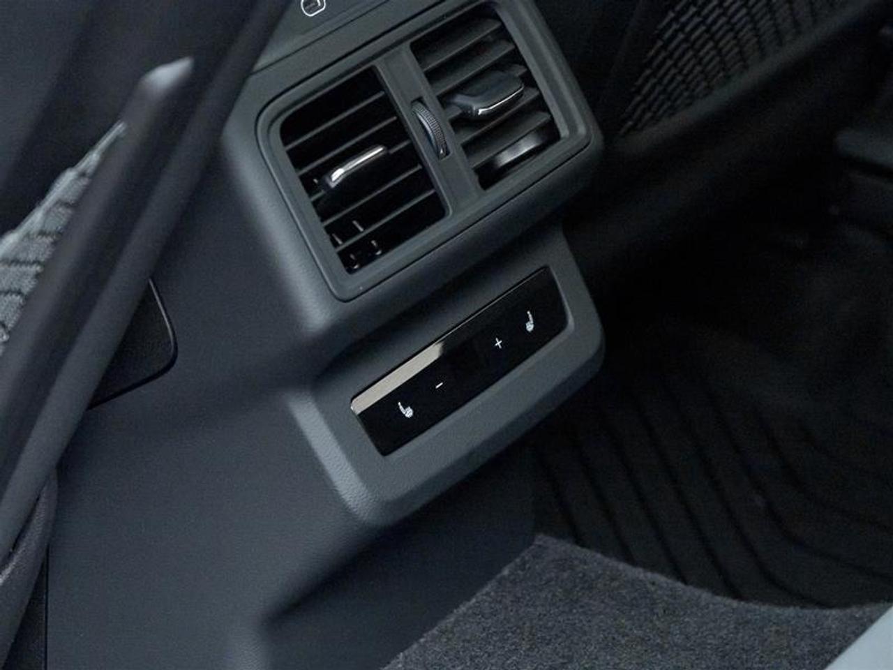 2025 Audi New Q5 2.0T Progressiv 4dr All-Wheel Drive quattro Sport Utility Photo