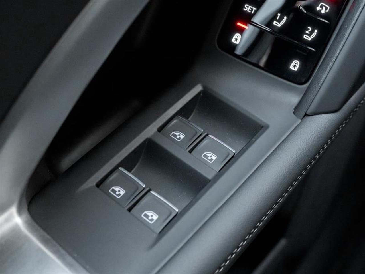 2025 Audi New Q5 2.0T Progressiv 4dr All-Wheel Drive quattro Sport Utility Photo