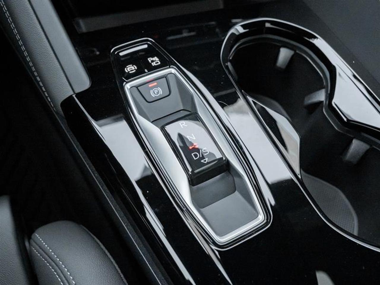 2025 Audi New Q5 2.0T Progressiv 4dr All-Wheel Drive quattro Sport Utility Photo