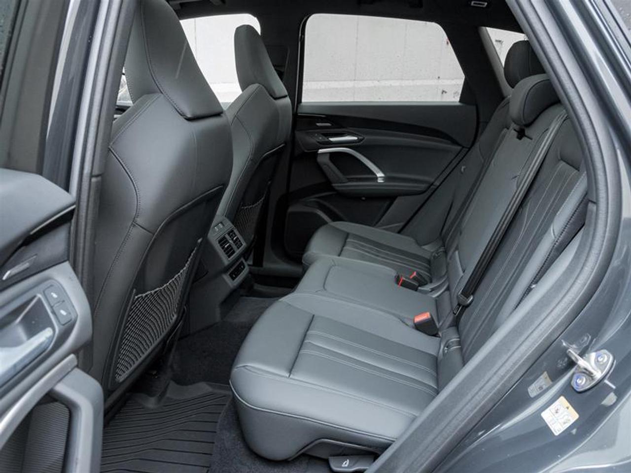 2025 Audi New Q5 2.0T Progressiv 4dr All-Wheel Drive quattro Sport Utility Photo