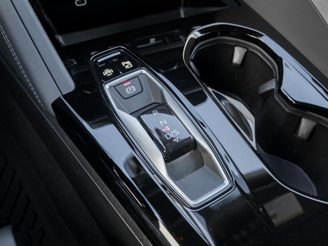 2025 Audi New Q5 2.0T Progressiv 4dr All-Wheel Drive quattro Sport Utility Photo