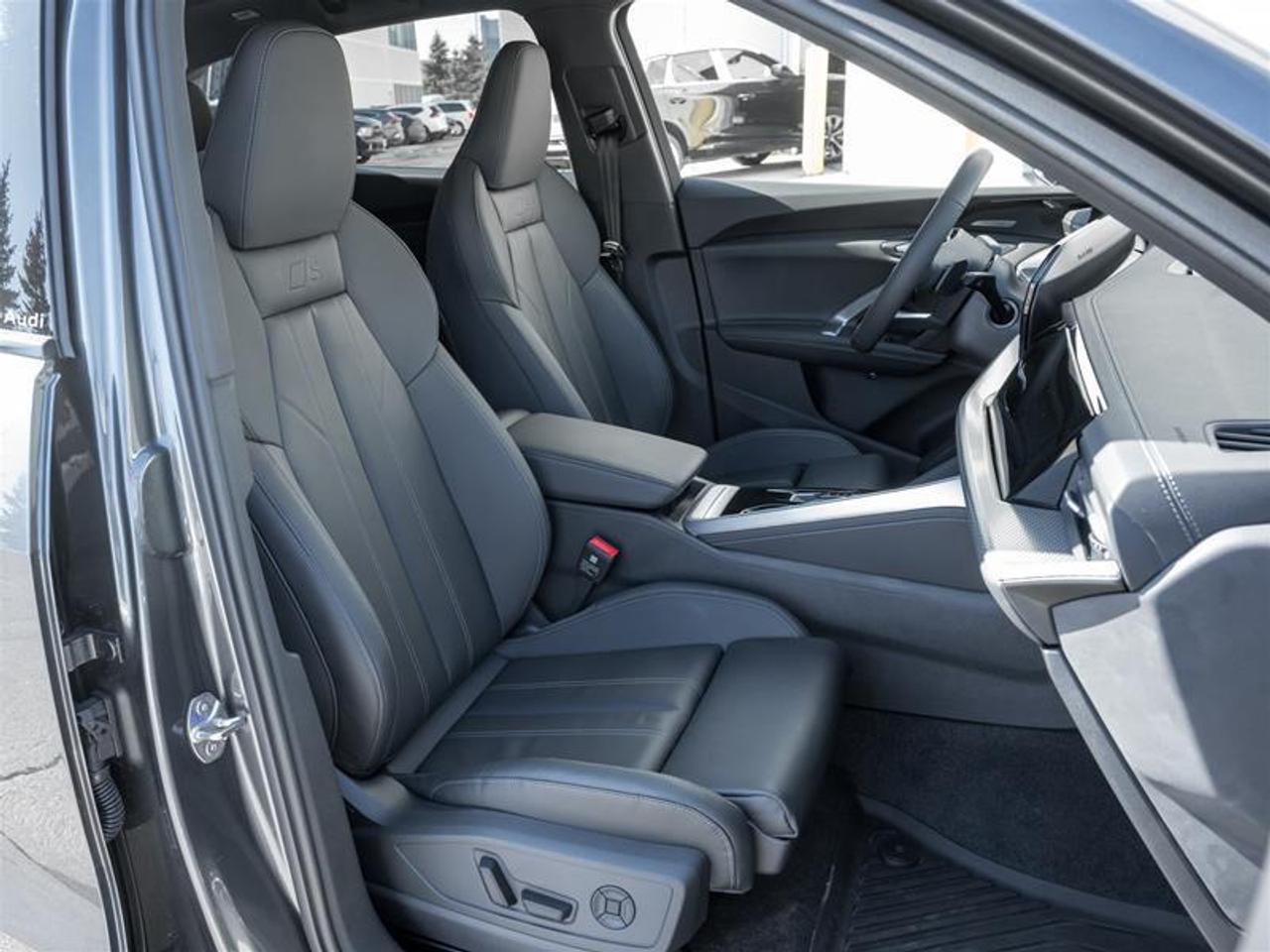 2025 Audi New Q5 2.0T Progressiv 4dr All-Wheel Drive quattro Sport Utility Photo