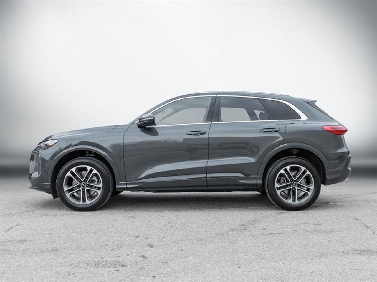 2025 Audi New Q5 2.0T 4dr All-Wheel Drive quattro Sport Utility Photo3