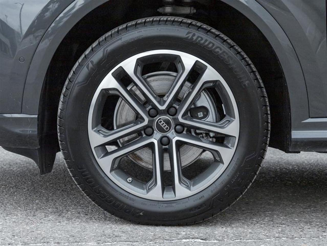 2025 Audi New Q5 2.0T 4dr All-Wheel Drive quattro Sport Utility Photo