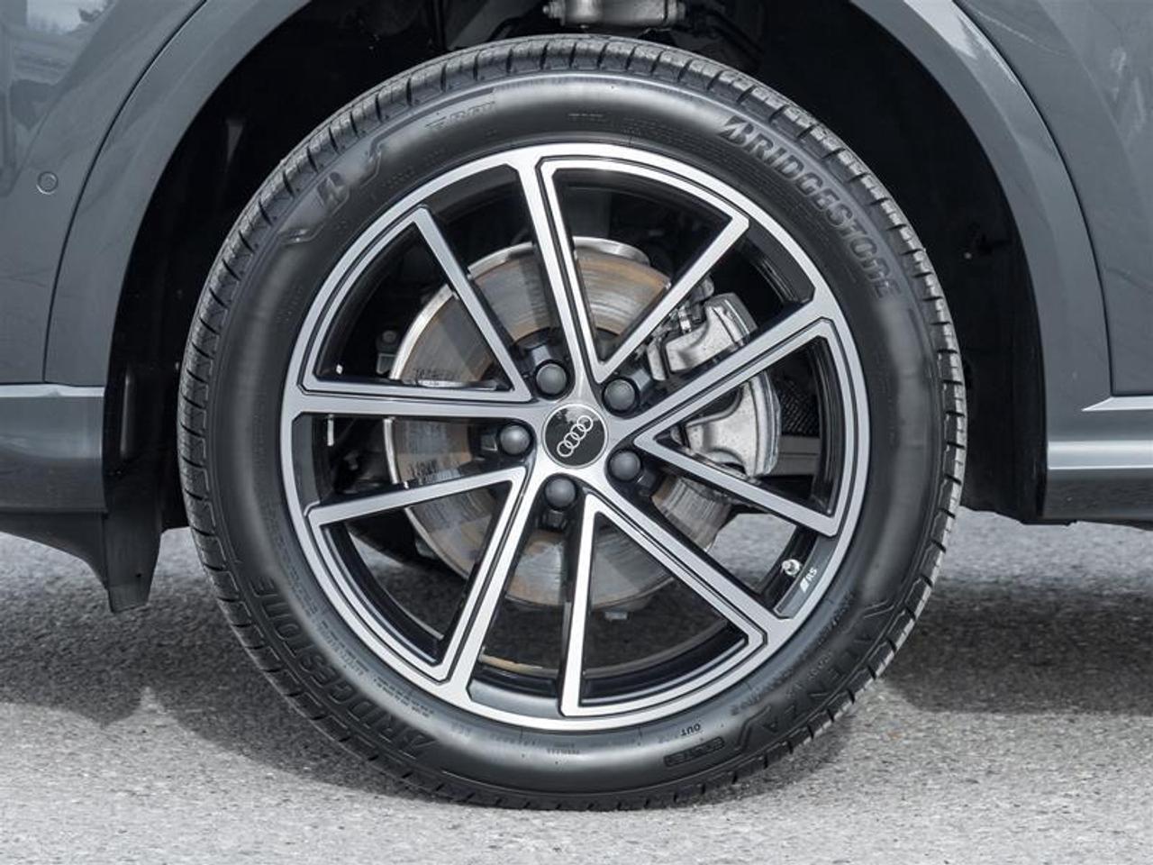 2025 Audi New Q5 2.0T Progressiv 4dr All-Wheel Drive quattro Sport Utility Photo