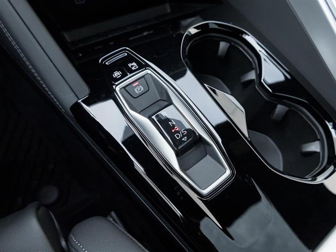 2025 Audi New Q5 2.0T Progressiv 4dr All-Wheel Drive quattro Sport Utility Photo