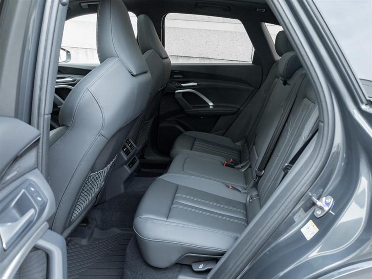 2025 Audi New Q5 2.0T Progressiv 4dr All-Wheel Drive quattro Sport Utility Photo