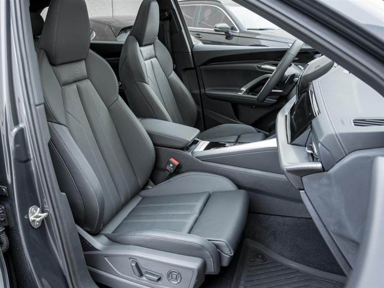 2025 Audi New Q5 2.0T Progressiv 4dr All-Wheel Drive quattro Sport Utility Photo