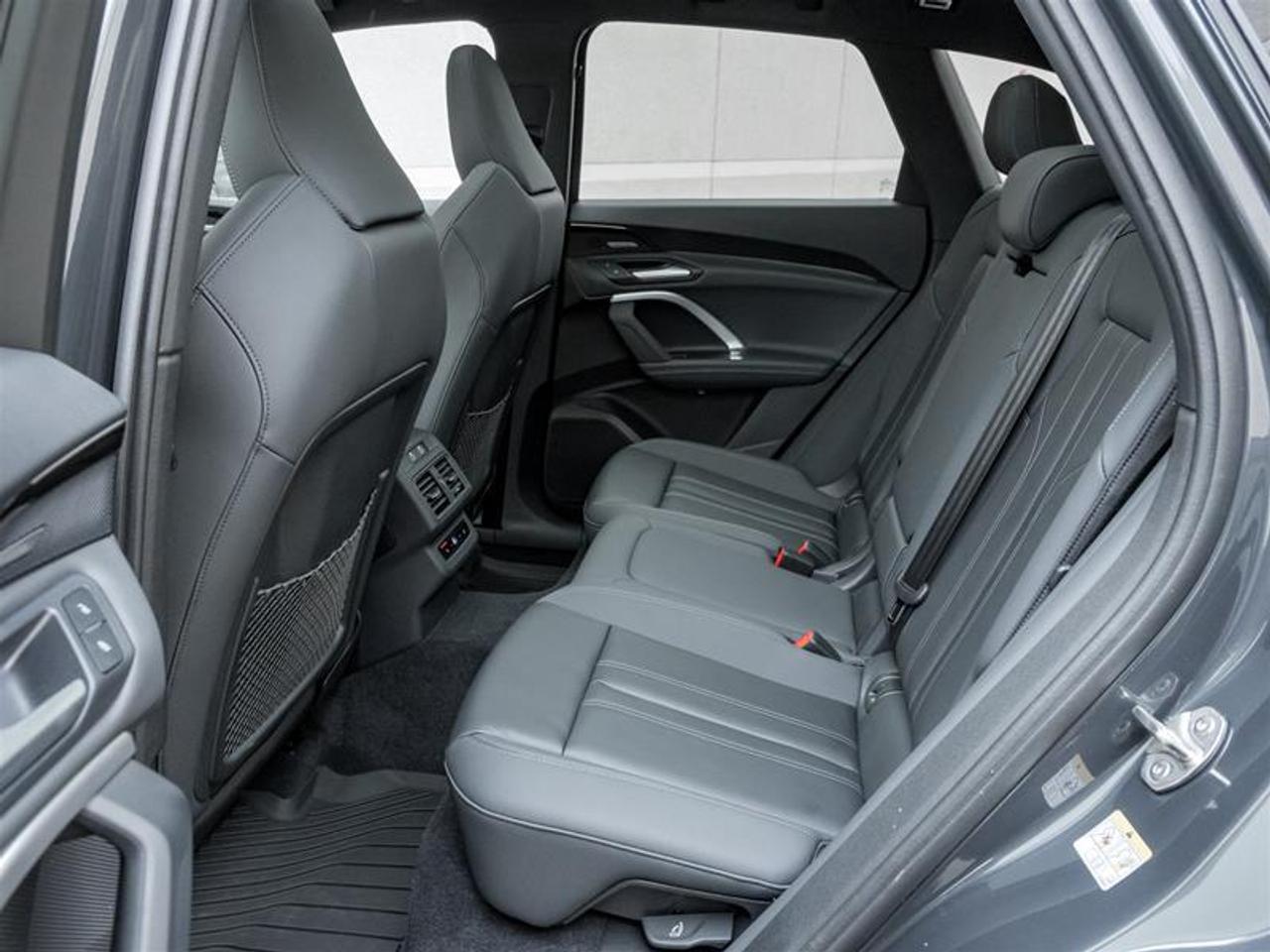 2025 Audi New Q5 2.0T Progressiv 4dr All-Wheel Drive quattro Sport Utility Photo