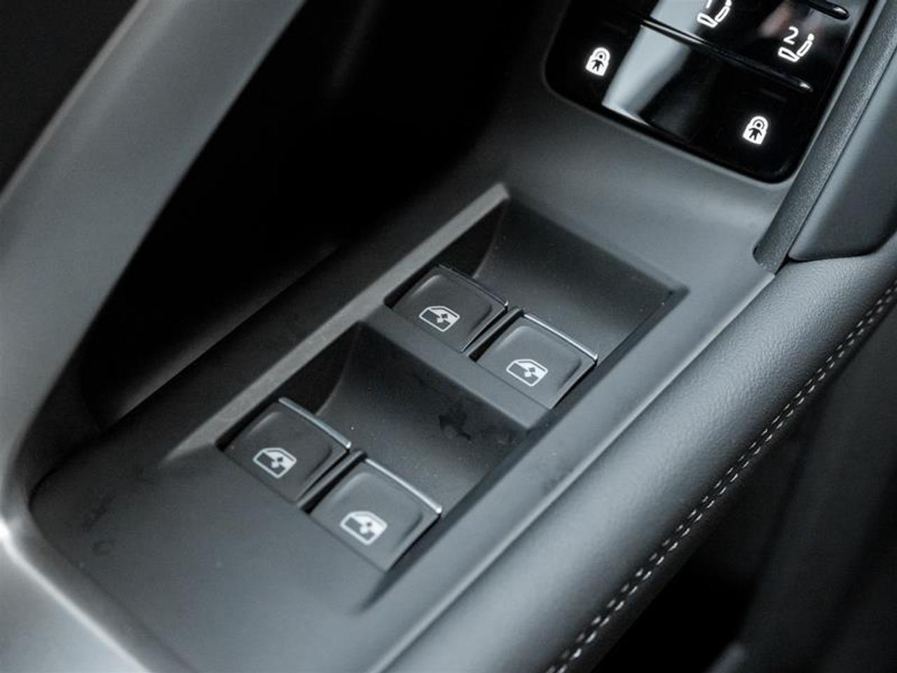 2025 Audi New Q5 2.0T Progressiv 4dr All-Wheel Drive quattro Sport Utility Photo