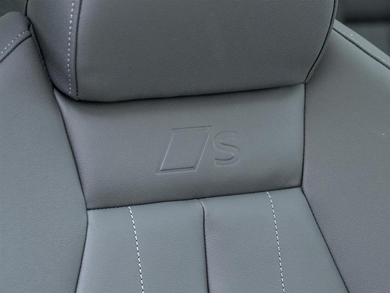 2025 Audi New Q5 2.0T Progressiv 4dr All-Wheel Drive quattro Sport Utility Photo