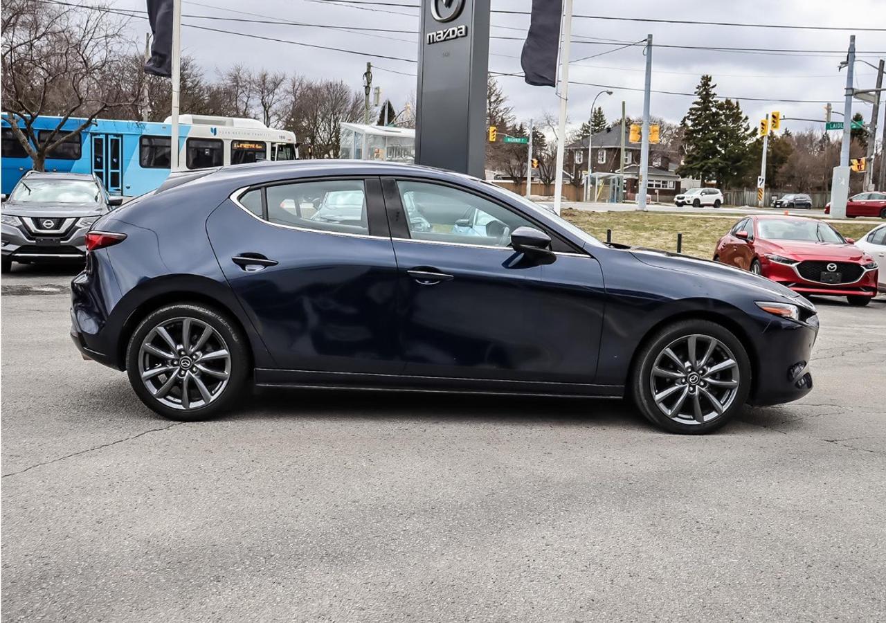 2023 Mazda Mazda3 Sport GT HATCHBACK LOW KM 1 OWNER Photo3