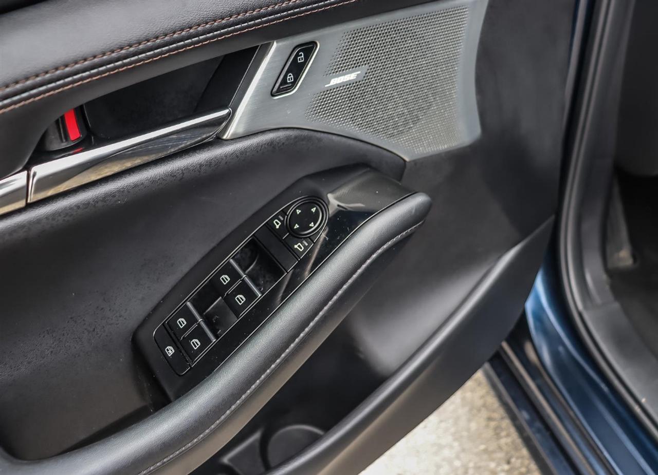 2023 Mazda Mazda3 Sport GT HATCHBACK LOW KM 1 OWNER Photo