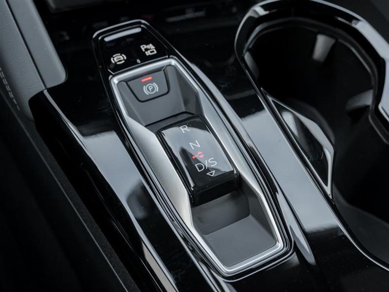 2025 Audi New Q5 2.0T Progressiv 4dr All-Wheel Drive quattro Sport Utility Photo