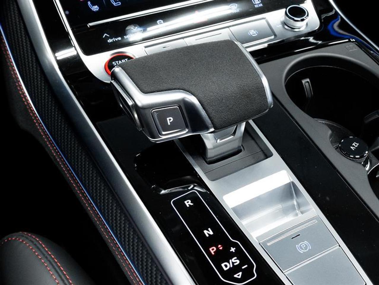 2026 Audi RS Q8 performance 4dr All-Wheel Drive quattro Sport Utility Photo