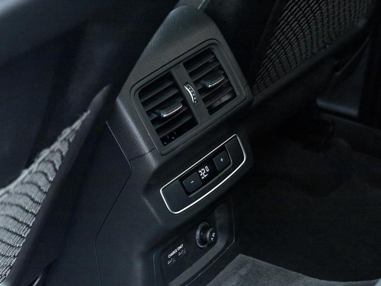 2022 Audi Q5 45 Progressiv 4dr All-Wheel Drive quattro Sport Utility Photo