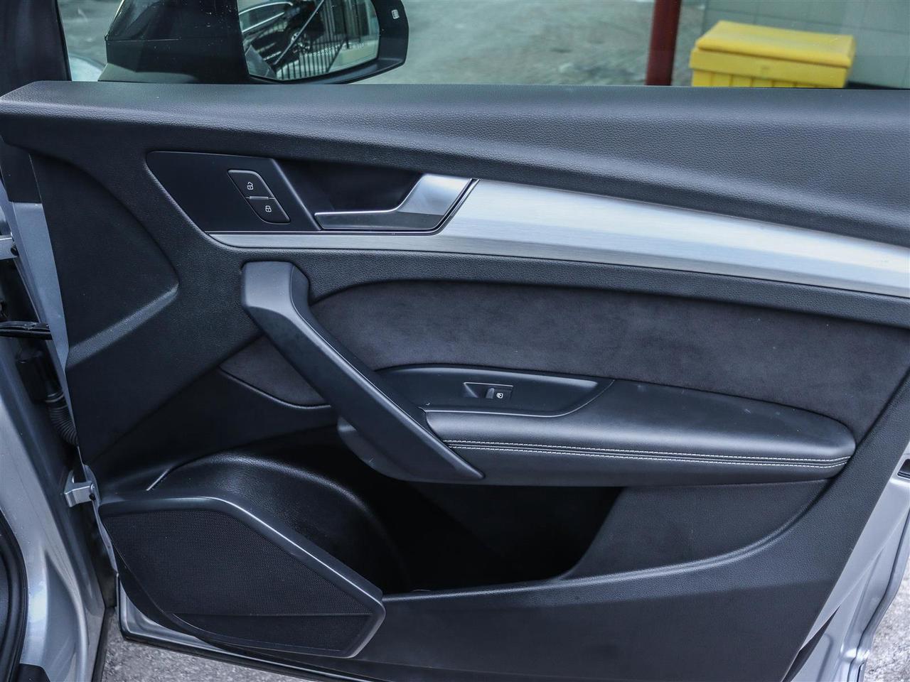 2022 Audi SQ5 3.0 Progressiv LEATHER SUNROOF NAVI Photo