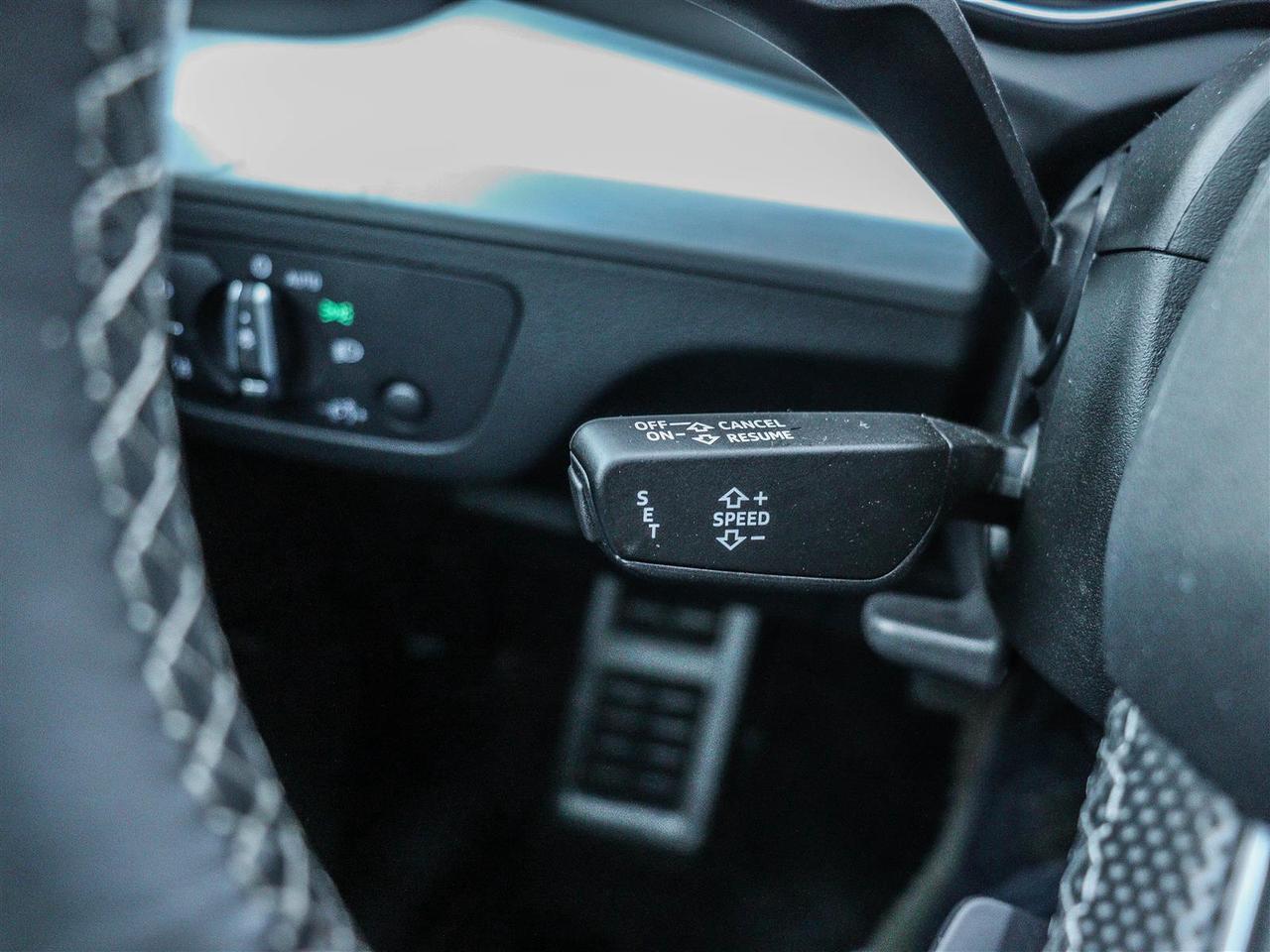 2022 Audi SQ5 3.0 Progressiv LEATHER SUNROOF NAVI Photo