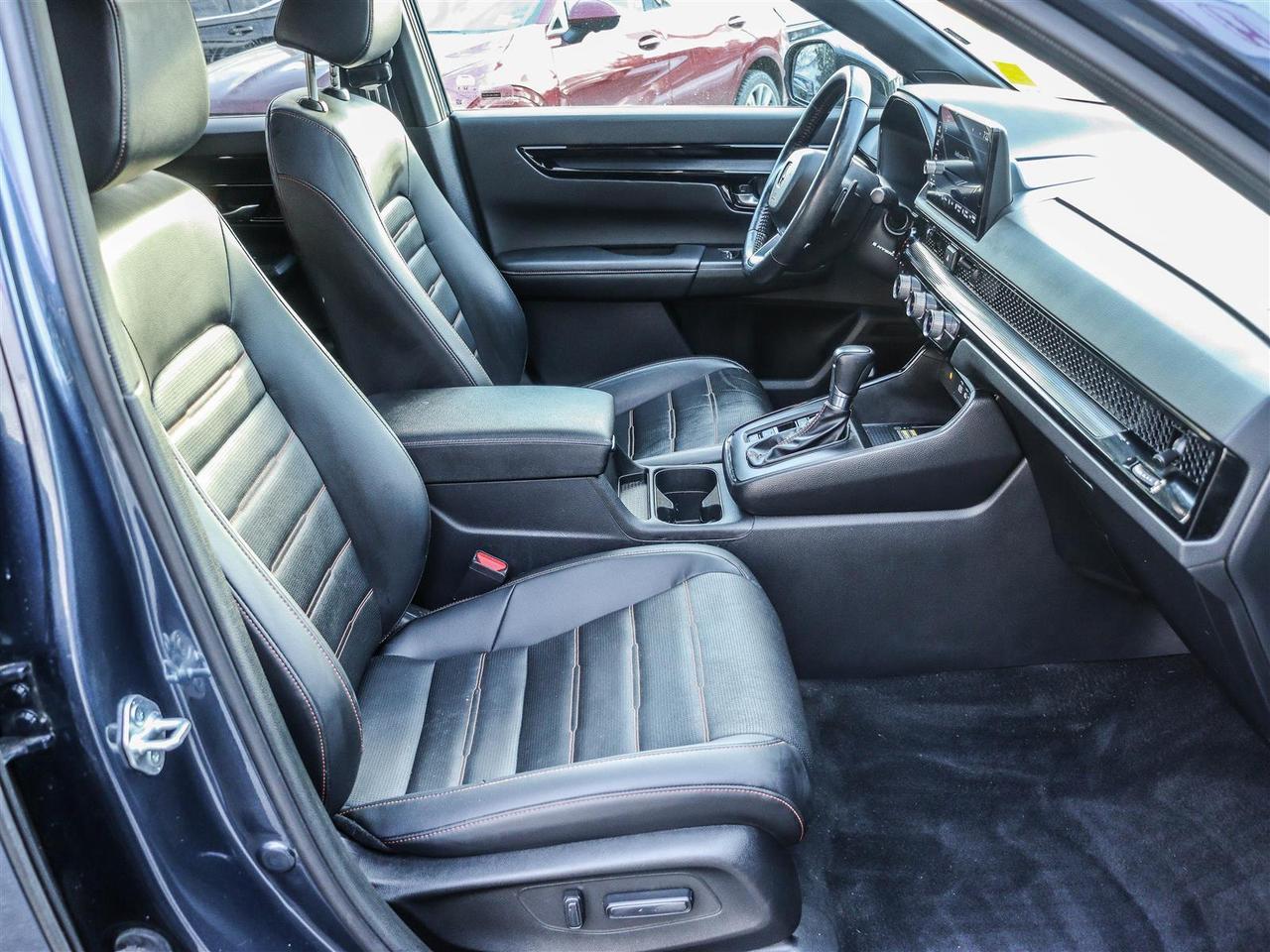 2023 Honda CR-V Hybrid Touring LEATHER NAVI SUNROOF Photo