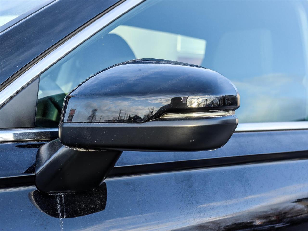 2025 Honda CR-V LX 2WD BACKUP CAM APPLE CARPLAY/ANDROID AUTO Photo