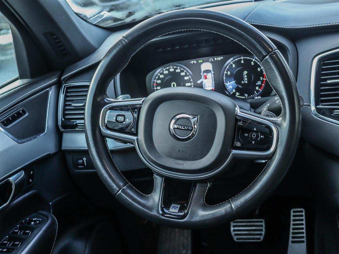 2020 Volvo XC90 T6 R-Design SUNROOF LEATHER NAVI Photo