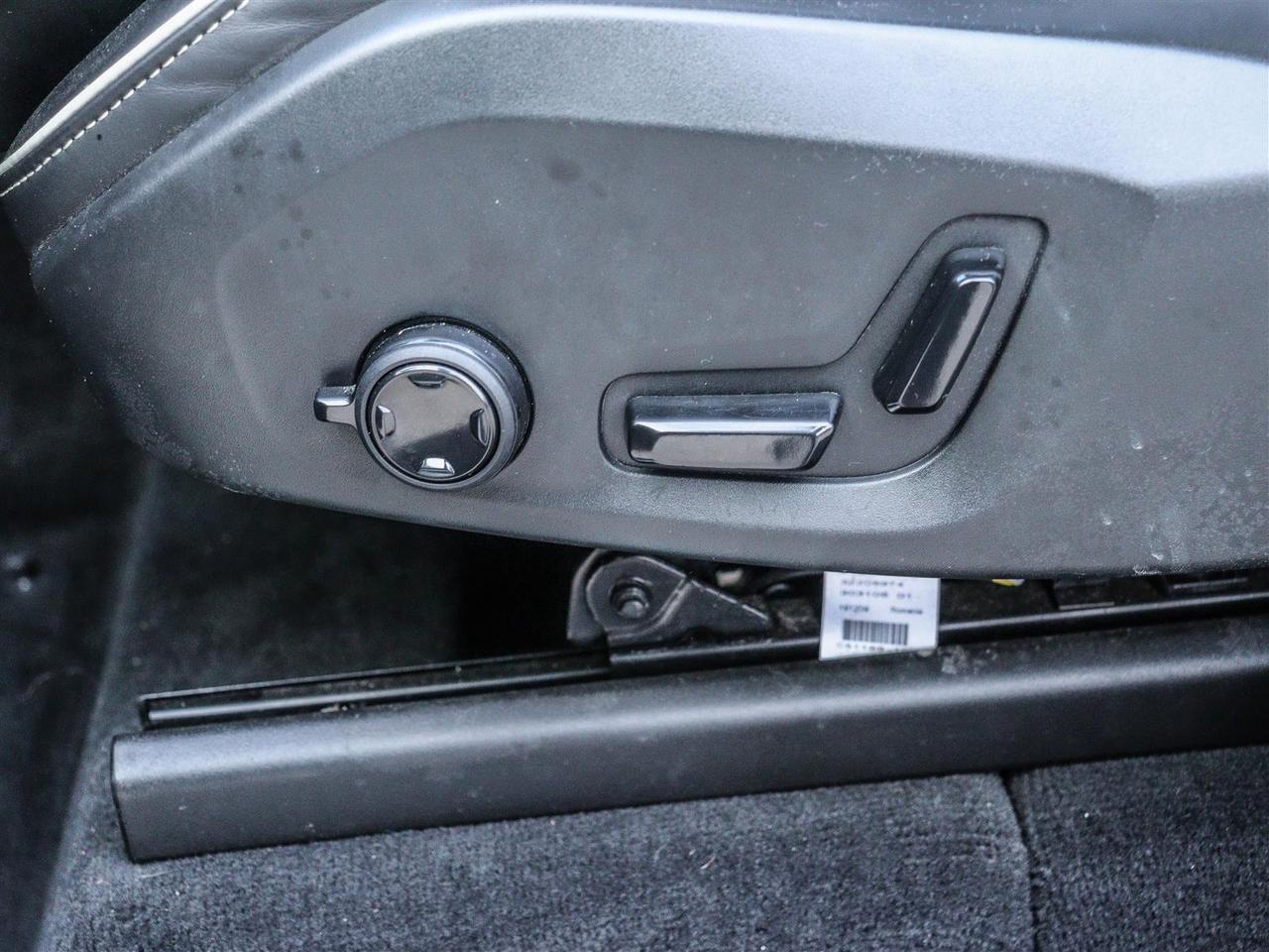 2020 Volvo XC90 T6 R-Design SUNROOF LEATHER NAVI Photo