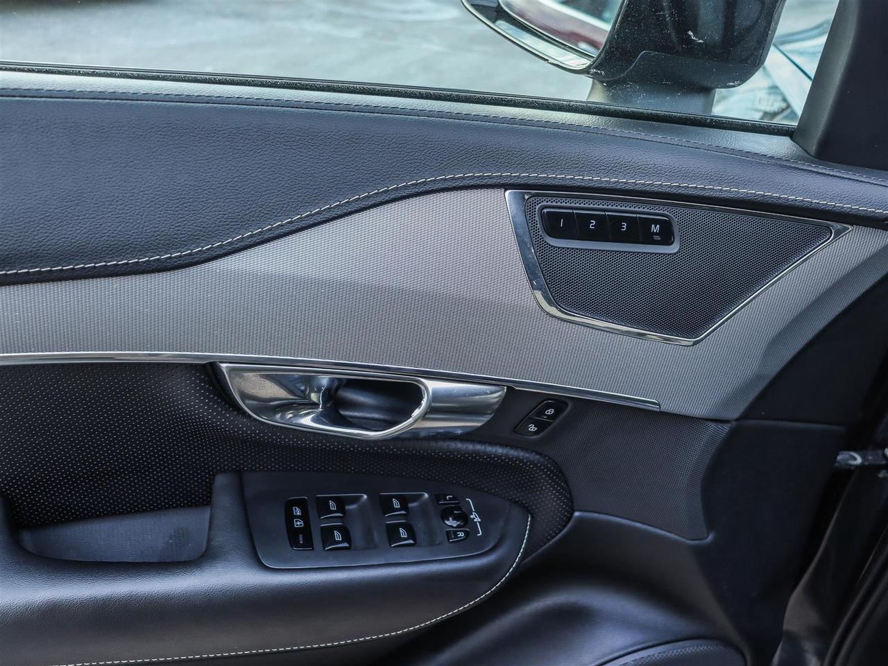 2020 Volvo XC90 T6 R-Design SUNROOF LEATHER NAVI Photo